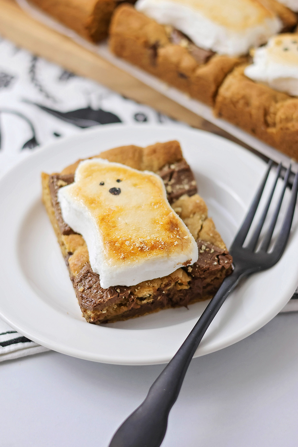 Spooky S’mores Cookie Bars