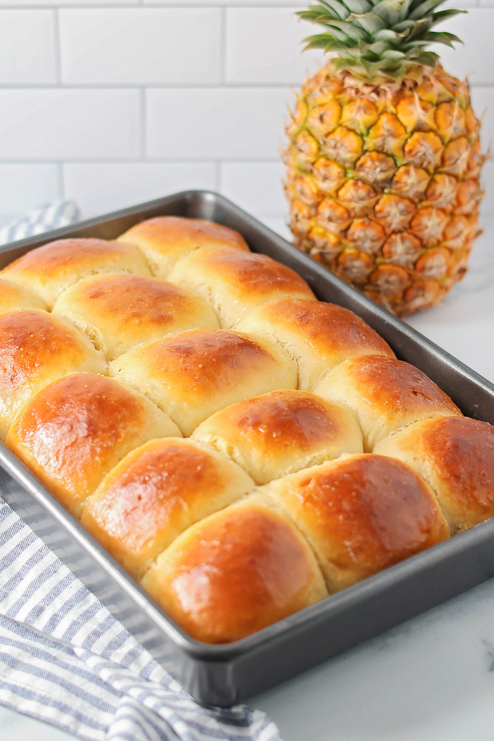 Homemade Hawaiian Rolls